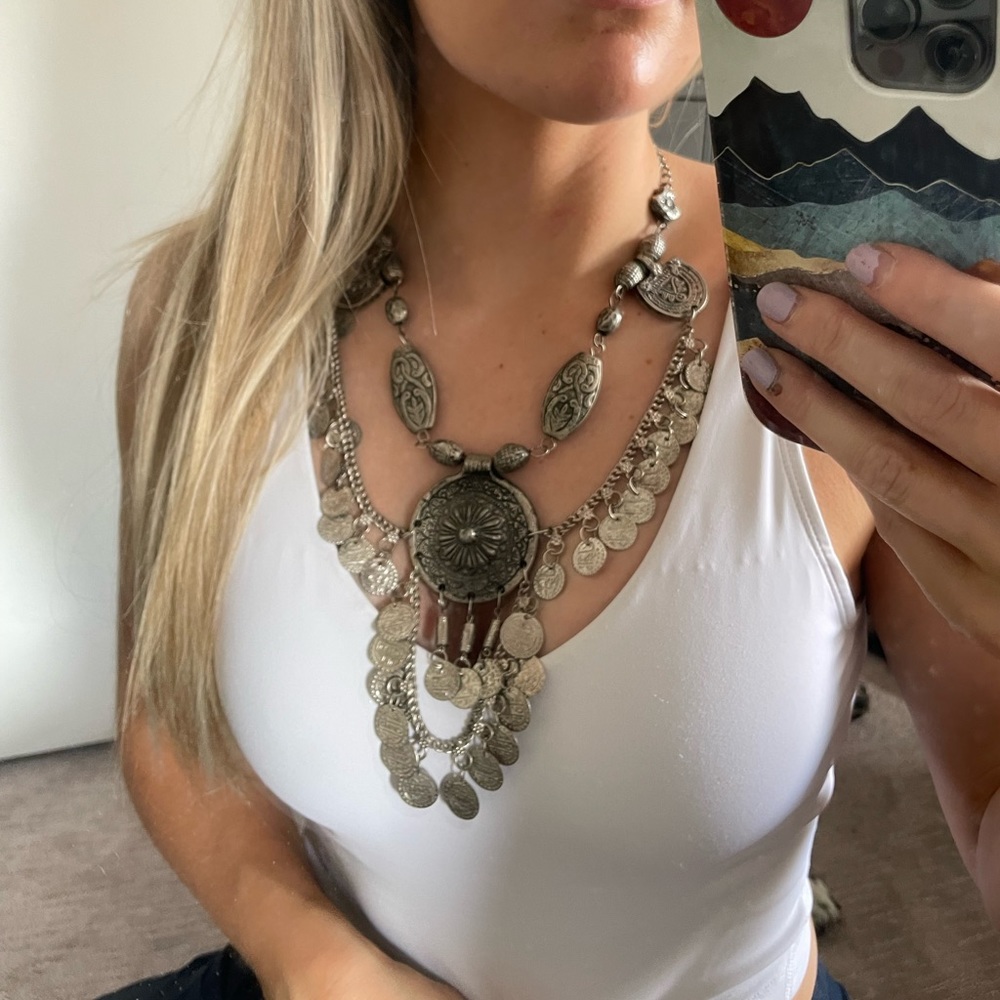 ST EVE coin collar